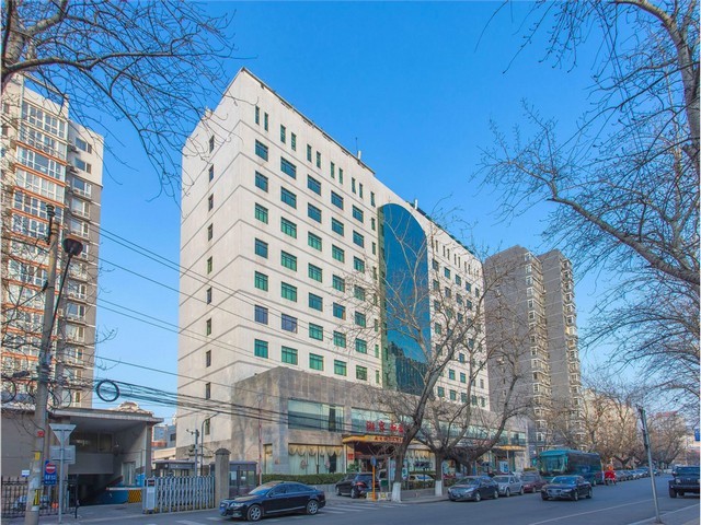 四川升降式皮带输送机价格